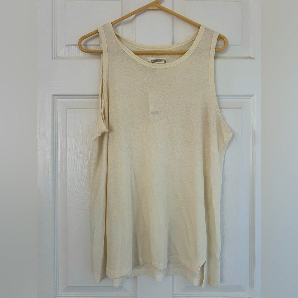 Current Elliot Rose Muscle Tee (Brand New w/ Tag)